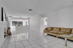 1105 N 31st Ct, Hollywood, FL 33021 - Photo 7