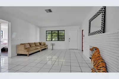 1105 N 31st Ct, Hollywood, FL 33021 - Photo 9