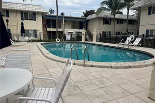 8605 SW 68th Ct, Pinecrest, FL 33156 - Photo 23