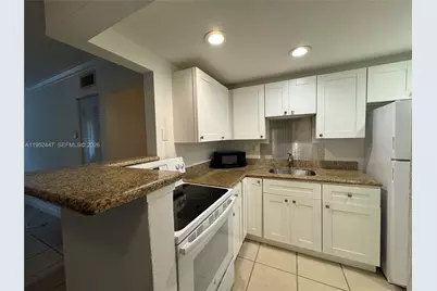8605 SW 68th Ct #4, Pinecrest, FL 33156 - Photo 3