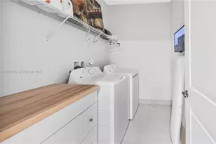 8645 NW 39th Ct, Coral Springs, FL 33065 - Photo 23