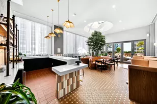 11 NE 6th St, Miami, FL 33132 - Photo 19