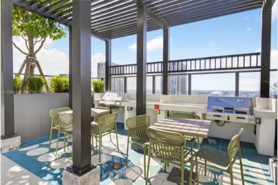 11 NE 6 St #3210, Miami, FL 33132 - Photo 21