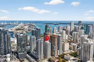 11 NE 6th St, Miami, FL 33132 - Photo 3