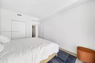 11 NE 6th St, Miami, FL 33132 - Photo 37