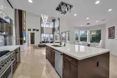 10792 Pine Lodge Trl, Davie, FL 33328 - Photo 15