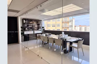 2100 Ponce De Leon Blvd #920, Coral Gables, FL 33134 - Photo 9