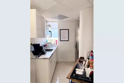 2100 Ponce De Leon Blvd #920, Coral Gables, FL 33134 - Photo 5