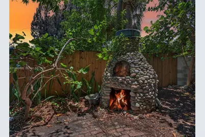 732 NW 43rd Ct, Oakland Park, FL 33309 - Photo 27