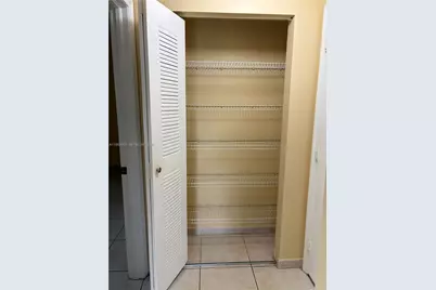 7320 NW 114th Ave #202, Doral, FL 33178 - Photo 9