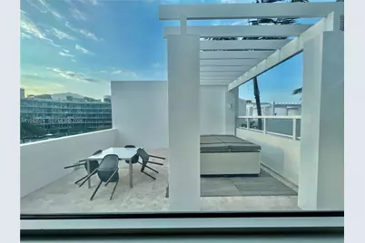 50 S Pointe Dr #LOFT5, Miami Beach, FL 33139 - Photo 25