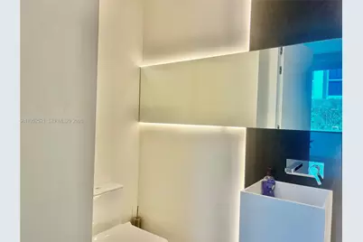 50 S Pointe Dr #LOFT5, Miami Beach, FL 33139 - Photo 3