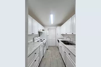 8719 NW 39th St #8719, Sunrise, FL 33351 - Photo 5