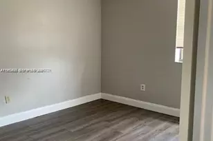 840 Independence Dr, Homestead, FL 33034 - Photo 9