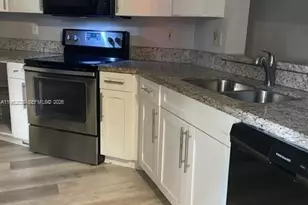 840 Independence Dr, Homestead, FL 33034 - Photo 29