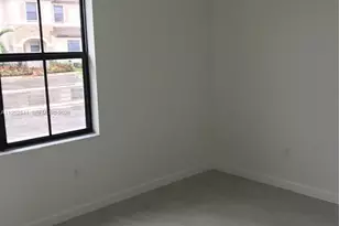 12989 SW 233rd Terrace, Miami, FL 33032 - Photo 5