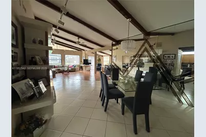 602 Briarwood Cir #4-46, Hollywood, FL 33024 - Photo 3