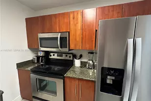 1200 Brickell Bay Dr, Miami, FL 33131 - Photo 17