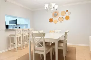 2206 S Cypress Bend Dr, Pompano Beach, FL 33069 - Photo 9