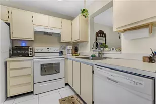 7740 NW 50th St, Lauderhill, FL 33351 - Photo 5