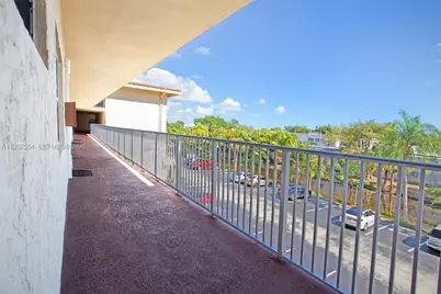 4151 NW 41st St #301, Lauderdale Lakes, FL 33319 - Photo 31