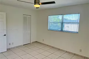 8000 Fairview Dr, Tamarac, FL 33321 - Photo 9