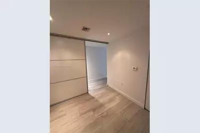 45 SW 9th St #1004, Miami, FL 33130 - Photo 9