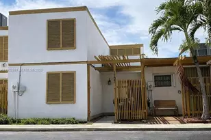 1703 SW 131st Pl Cir S, Miami, FL 33175 - Photo 1