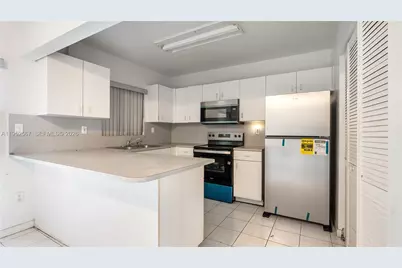 11405 SW 148th Ter, Miami, FL 33176 - Photo 11