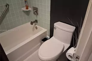 1300 St Charles Pl, Pembroke Pines, FL 33026 - Photo 29