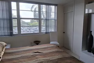 1300 St Charles Pl, Pembroke Pines, FL 33026 - Photo 37