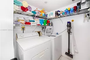 18000 N Bay Rd, Sunny Isles Beach, FL 33160 - Photo 25