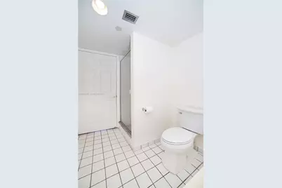18000 N Bay Rd #404, Sunny Isles Beach, FL 33160 - Photo 21