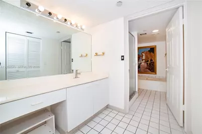 18000 N Bay Rd #404, Sunny Isles Beach, FL 33160 - Photo 19