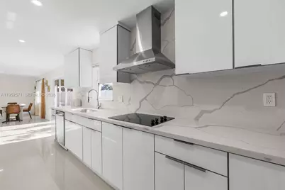 416 NE 29th St, Wilton Manors, FL 33334 - Photo 9