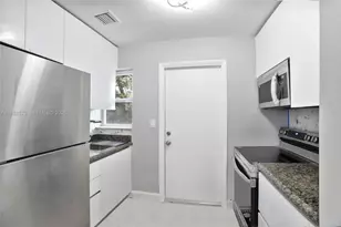 968 W 9th St, Riviera Beach, FL 33404 - Photo 11