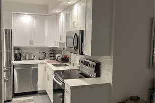 3675 N Country Club Dr, Aventura, FL 33180 - Photo 5