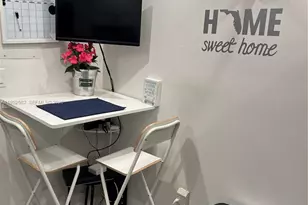 3675 N Country Club Dr, Aventura, FL 33180 - Photo 3