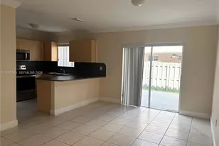 8771 NW 106th Ln, Hialeah Gardens, FL 33018 - Photo 11