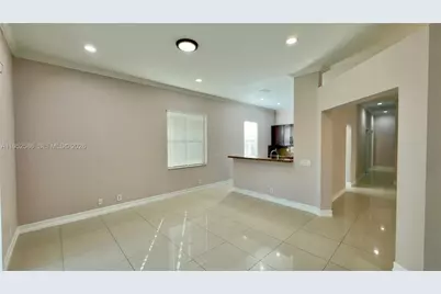 1792 Aspen Ln #1792, Weston, FL 33327 - Photo 3