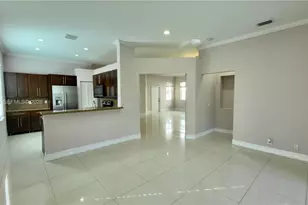 1792 Aspen Ln, Weston, FL 33327 - Photo 7