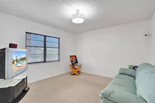 12955 SW 16th Ct, Pembroke Pines, FL 33027 - Photo 19