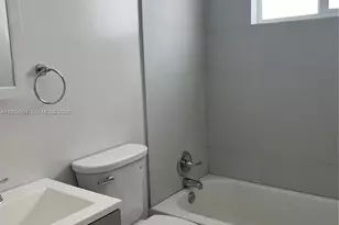 3330 NW 4th St, Miami, FL 33125 - Photo 7