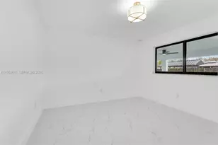 695 W 73rd Pl, Hialeah, FL 33014 - Photo 35