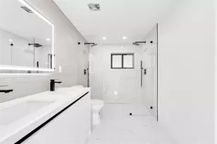 695 W 73rd Pl, Hialeah, FL 33014 - Photo 31