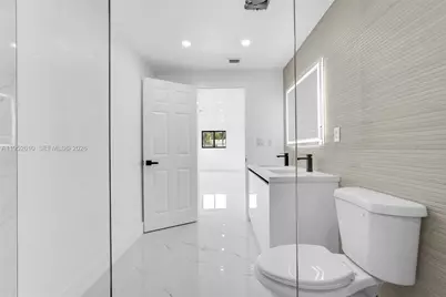 695 W 73rd Pl, Hialeah, FL 33014 - Photo 33