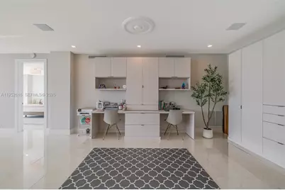 3400 SW 27th Ave #802, Miami, FL 33133 - Photo 3