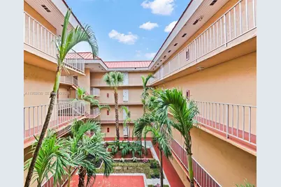 505 S Pine Island Rd #302B, Plantation, FL 33324 - Photo 3