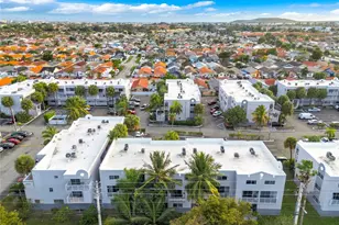 2690 W 76th St, Hialeah, FL 33016 - Photo 23