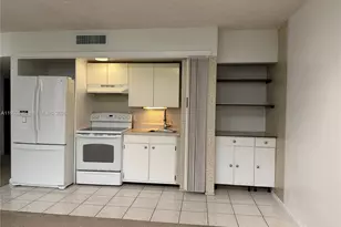 900 Bay Dr, Miami Beach, FL 33141 - Photo 31